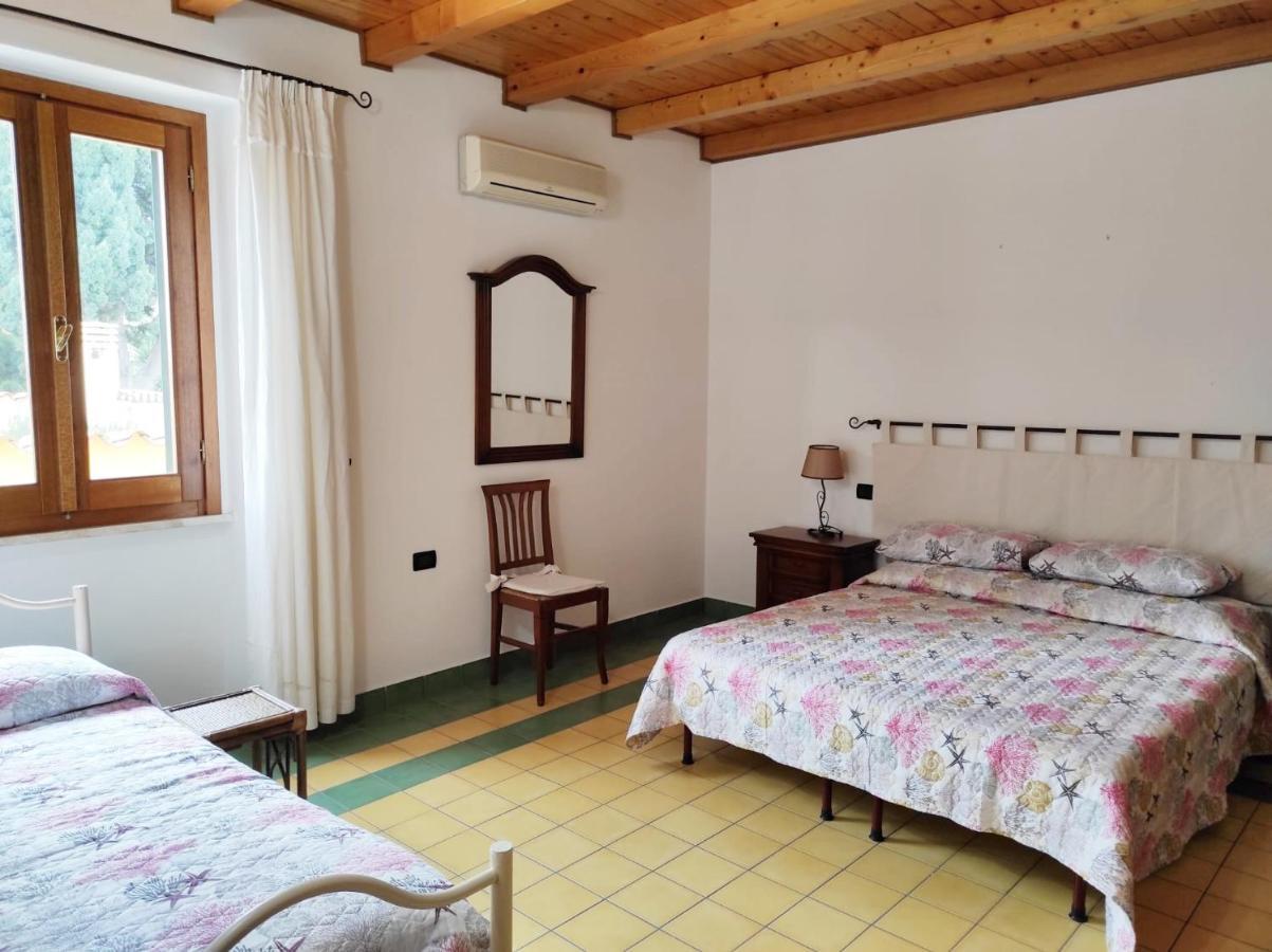 Casa Lupino Apartment โอโรเซย ภายนอก รูปภาพ